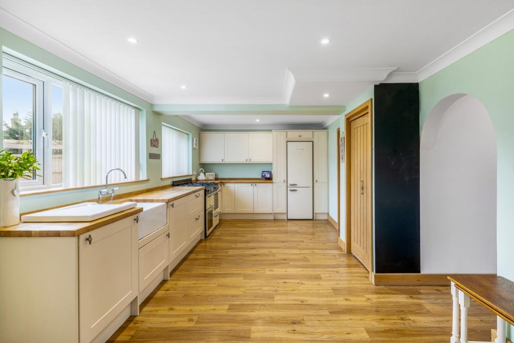 28 Cavendish Drive (Boston)-19