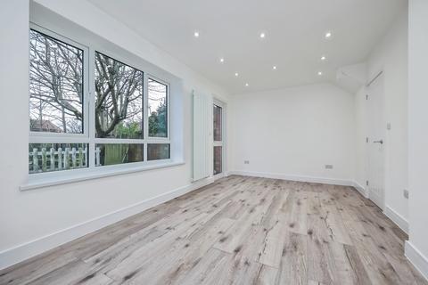 3 bedroom semi-detached house for sale, Beauvale Drive, Ilkeston, DE7