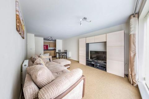2 bedroom apartment for sale, Calloway House, Coombe Way, Farnborough