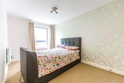 2 bedroom apartment for sale, Calloway House, Coombe Way, Farnborough