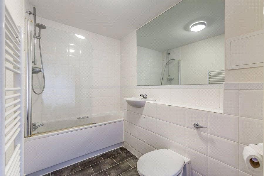 8.bathroomnew.jpg