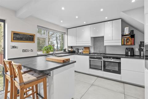 undefined, Uplands Close, High Wycombe HP13