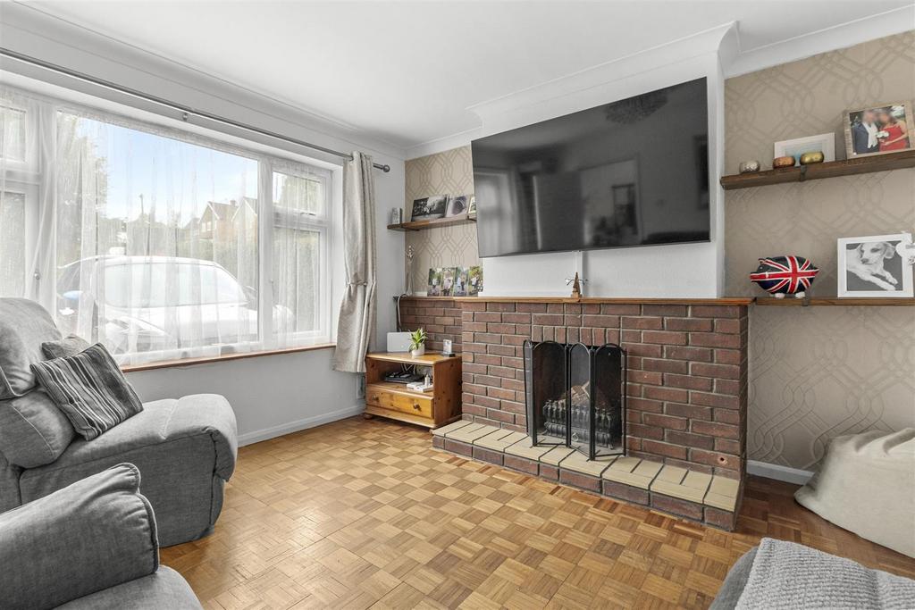 11 Uplands Close, HP13 6 JX-7.jpg