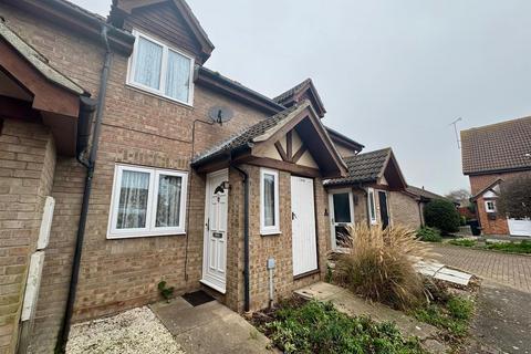 1 bedroom terraced house to rent, Leslie Park, Burnham-On-Crouch