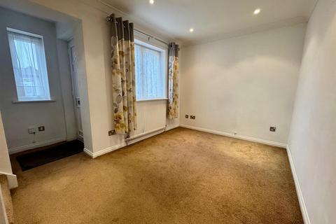 1 bedroom terraced house to rent, Leslie Park, Burnham-On-Crouch