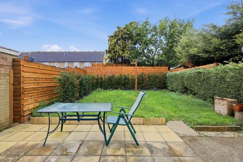 2 bedroom bungalow for sale, Steen Close, Ingatestone, CM4