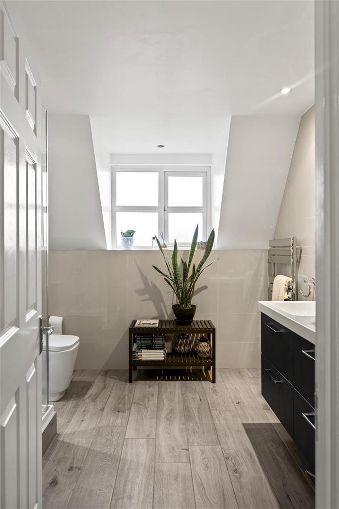 Ensuite shower room