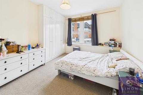 2 bedroom apartment to rent, Park Road, Crouch End, N8