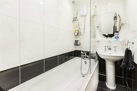 1 bedroom flat to rent, Chaucer Drive, London SE1