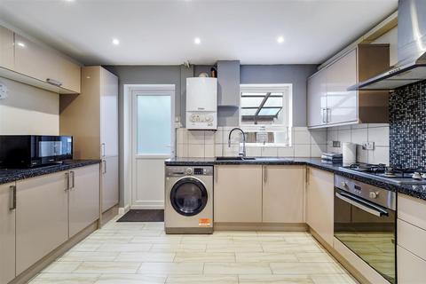 undefined, Waterfall Cottages, Colliers Wood SW19