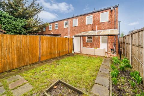 2 bedroom end of terrace house for sale, Waterfall Cottages, Colliers Wood SW19