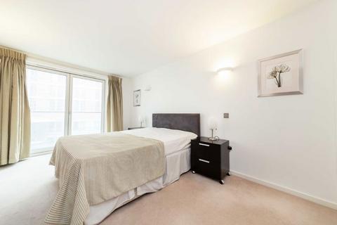 2 bedroom flat to rent, Fairmont Avenue, London E14