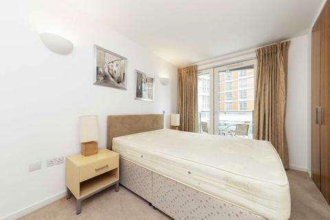 2 bedroom flat to rent, Fairmont Avenue, London E14