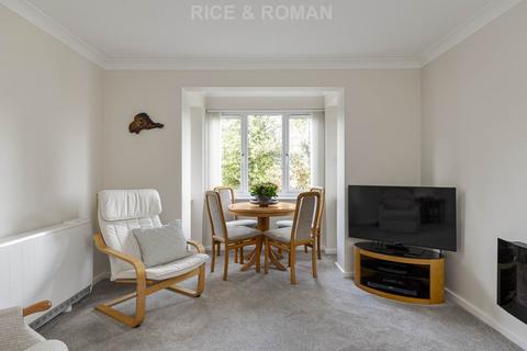 2 bedroom retirement property for sale, Mount Lane, Bracknell RG12