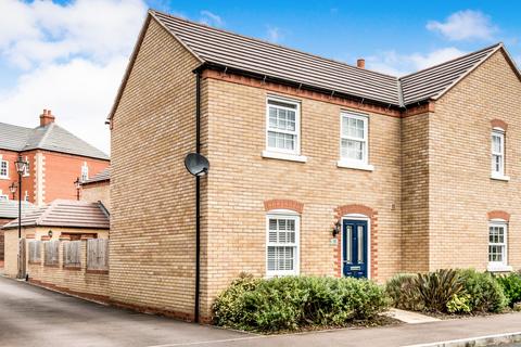 2 bedroom house to rent, Griffin Way, Kempston, Bedford, MK42