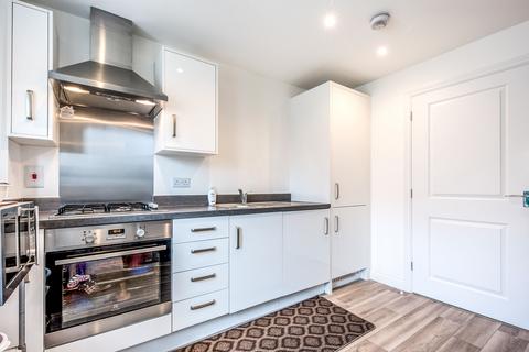 2 bedroom house to rent, Griffin Way, Kempston, Bedford, MK42