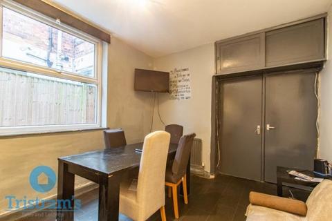 undefined, Derby Grove