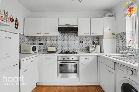 1 bedroom flat for sale, Crystal Palace Parade, LONDON