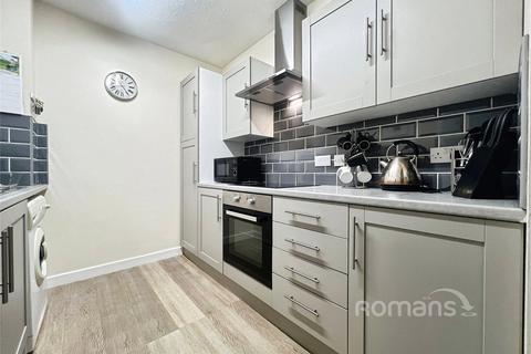 1 bedroom apartment for sale, Birchett Road, Aldershot, Hampshire