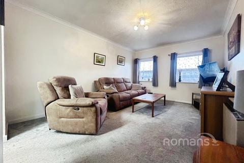1 bedroom apartment for sale, Birchett Road, Aldershot, Hampshire