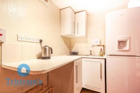 1 bedroom in a house share to rent, Radcliffe Road