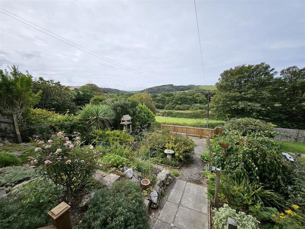 Front Gardens