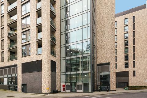 2 bedroom flat for sale, Osiers Road, Wandsworth, LONDON, SW18