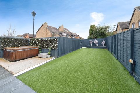 3 bedroom semi-detached house for sale, Roseberry Avenue, Wootton, Bedford, MK43