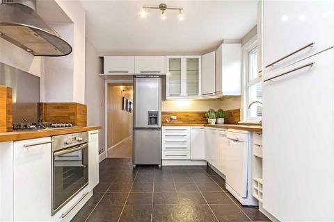 undefined, Sunnyside Road, Teddington TW11