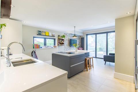undefined, Ringinglow Road, Ecclesall, S11 7PS