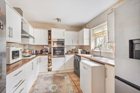 undefined, Rookwood Avenue, Surrey SM6