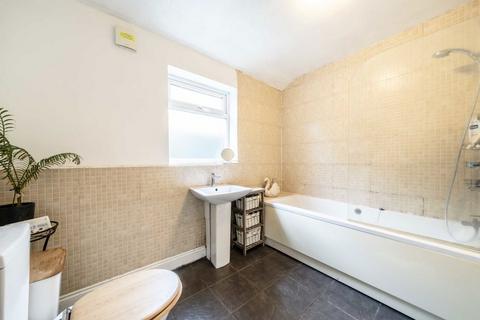 1 bedroom flat for sale, Vant Road, London SW17
