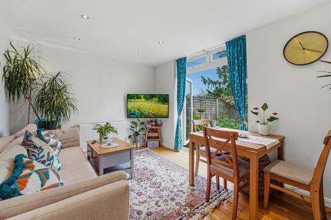 undefined, Grand Drive, Raynes Park SW20