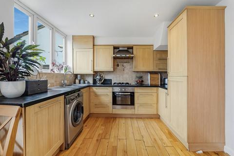 undefined, Grand Drive, Raynes Park SW20