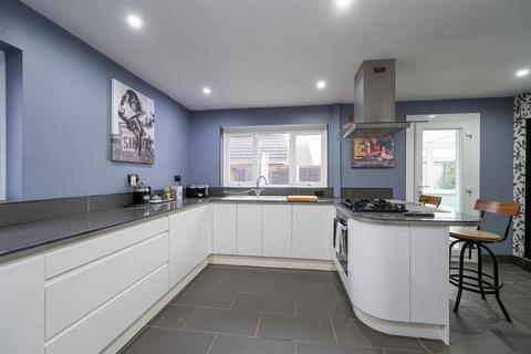 undefined, Havant Road, Hayling Island PO11