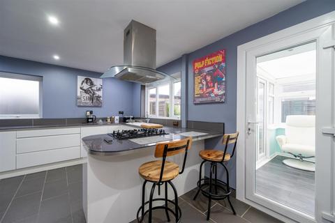 undefined, Havant Road, Hayling Island PO11