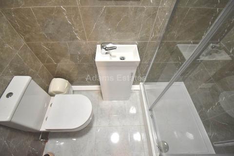 1 bedroom in a house share to rent, Bulmershe Road, Reading