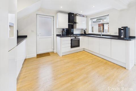 undefined, Shelton Avenue, Scarborough YO13