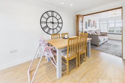 undefined, Shelton Avenue, Scarborough YO13