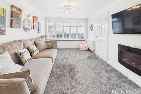 undefined, Shelton Avenue, Scarborough YO13