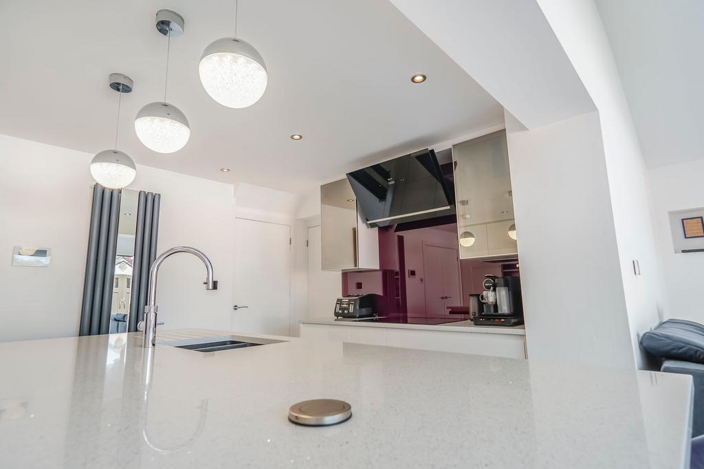 Open plan Kitchen and dining room