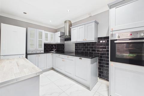 undefined, Swan Road, Gloucester
