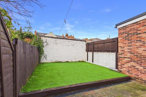 undefined, Swan Road, Gloucester