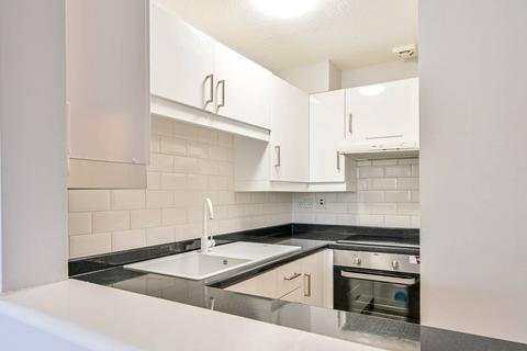 undefined, Claremont Avenue, Woking, GU22
