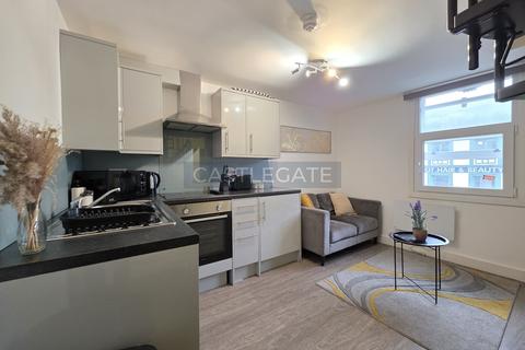 1 bedroom flat to rent, New Street, Huddersfield, HD1 2AX