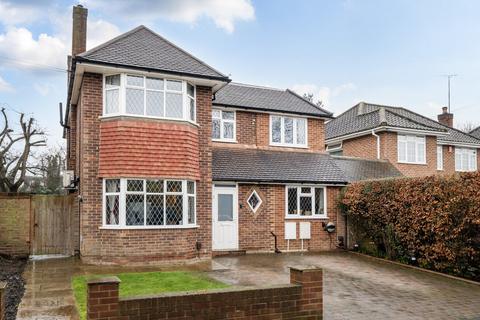 undefined, Daneswood Close, Weybridge, Surrey, KT13