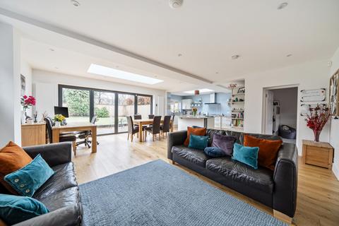 undefined, Daneswood Close, Weybridge, Surrey, KT13