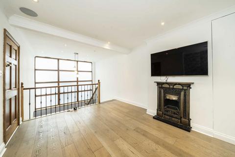 undefined, Garratt Lane, London SW18