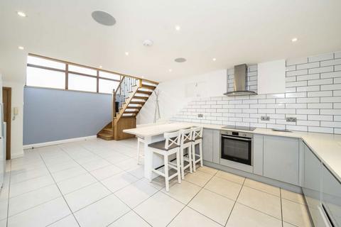 undefined, Garratt Lane, London SW18