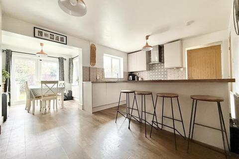 3 bedroom detached house for sale, Aquitaine Close, Leicester LE19